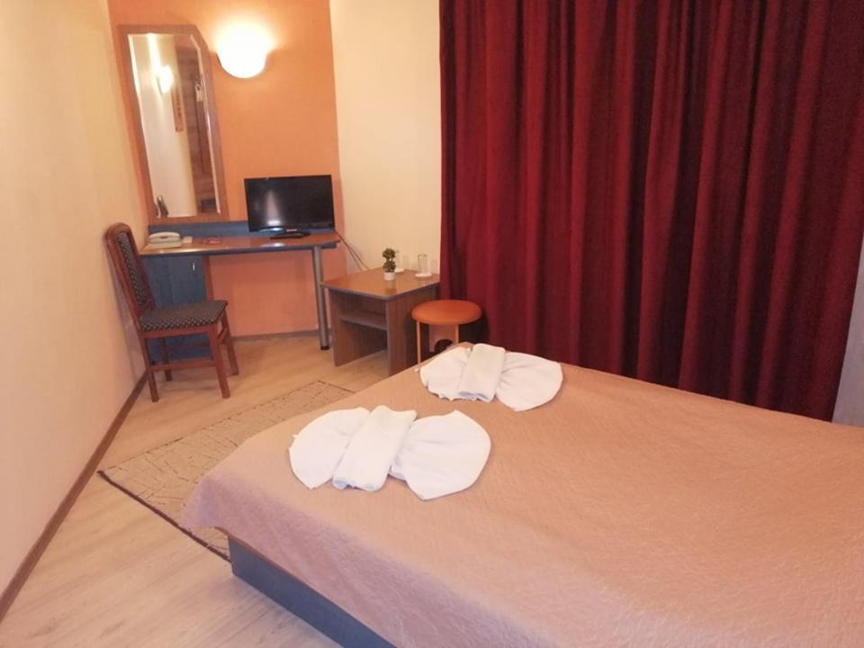 Хотел Омега Stara Zagora Bagian luar foto